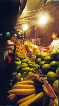 Cliff in quarry at Thaa Yai Tim